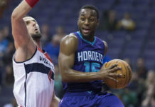 Wyniki NBA: 56 punktów Townsa! LeBron zrównał się z Jordanem, a Walker wyprzedził Curry’ego