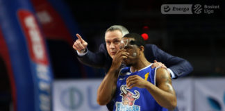 EBL: Walka w Ostrowie – BM Slam Stal na prowadzeniu