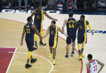 Z okazji dnia przybijania piątek NBA wybrała te zawstydzające