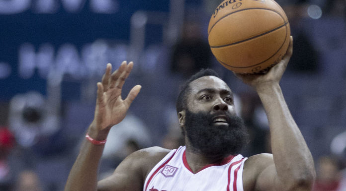 Wyniki NBA: Zacięta końcówka i wielkie rzuty Rockets