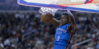 NBA: Kolejne decyzje graczy. Kto zbada rynek, a kto zostaje?