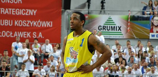 EBL: Aaron Johnson ukarany po środowych wydarzeniach