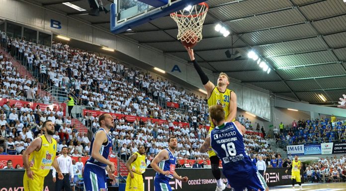 EBL: BM Slam Stal wyrównuje – jest 2:2!