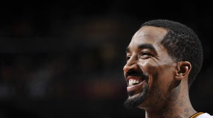 Smith: Musimy pomóc LeBronowi