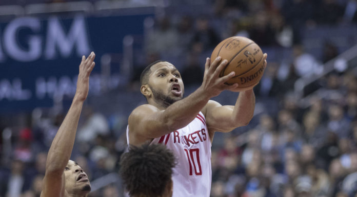 Wyniki NBA: Nieskutecznie, ale zwycięsko. Rockets krok od Finału!