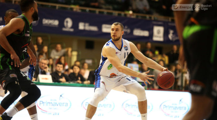 EBL: Bartłomiej Wołoszyn zostaje w Dąbrowie Górniczej