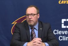 NBA: Pelicans znaleźli menadżera, przekona Davisa?