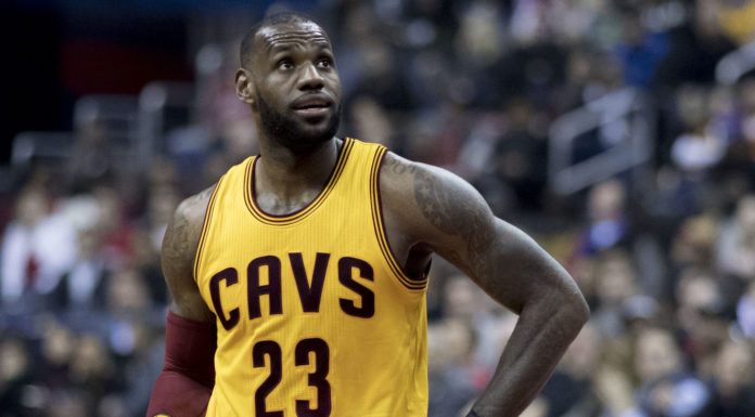 NBA: LeBron James wolnym agentem! Co dalej?