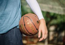 Jak wybrać piłkę do koszykówki?