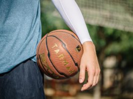 Jak wybrać piłkę do koszykówki?