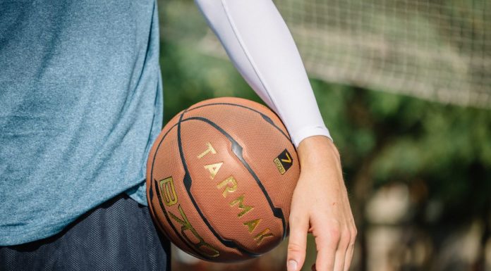 Jak wybrać piłkę do koszykówki?