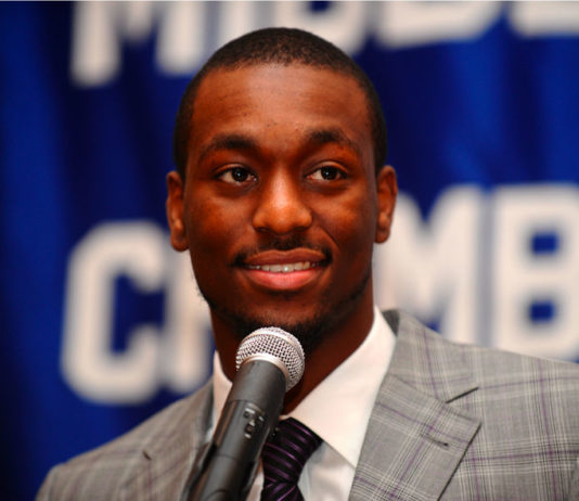 NBA: Kemba Walker będzie walczył o nowy kontrakt w Hornets, a nie w Knicks