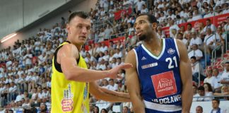 EBL: Łukasz Majewski nadal w Ostrowie Wielkopolskim