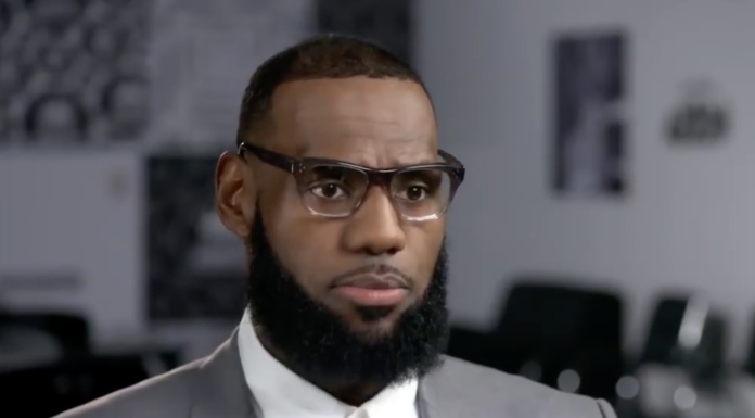 NBA: LeBron nie widzi Lakers jako kandydatów do mistrzostwa