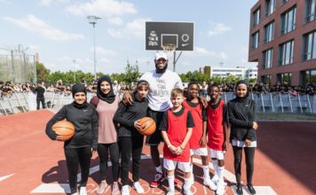 NBA: LeBron James odwiedził Berlin