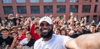 NBA: „LeBron jest jak mały dzieciak!”