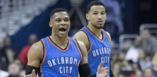 NBA: Liga sypnęła karami, dwóch graczy zawieszonych