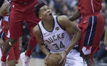 NBA: Antetokounmpo przeprasza, haker bezlitosny dla Greka