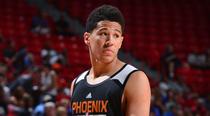 Wyniki NBA: Game-winner Bookera, 22 trójki Bucks! Lakers dostali łomot!