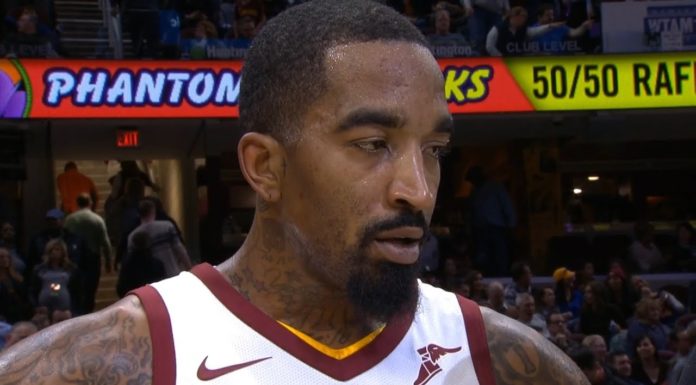 NBA: Rockets wypytują o J.R. Smitha