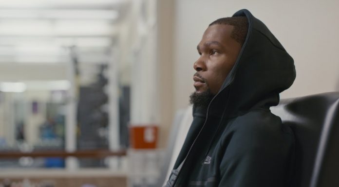 Kevin sam w domu? Durant znów w zabawnej reklamie Google