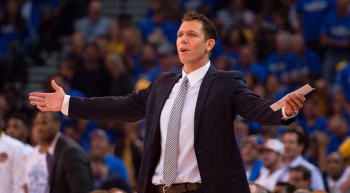NBA: Czy Luke Walton powinien się obawiać o swoją posadę?
