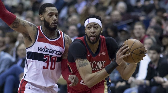 NBA: Pelicans woleliby zignorować Davisa