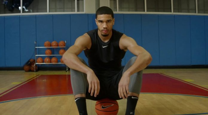 Koszykarzom NBA buty dopasują się do stopy. Skorzystają z nowej technologii – Nike Adapt BB