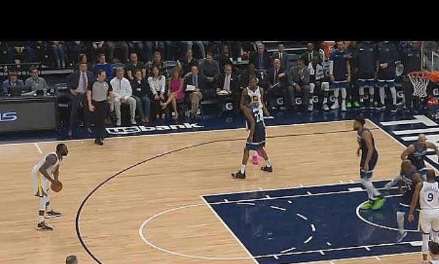 NBA: Myśleliście, że LeBron zlekceważył Simmonsa? Co powiecie na to?