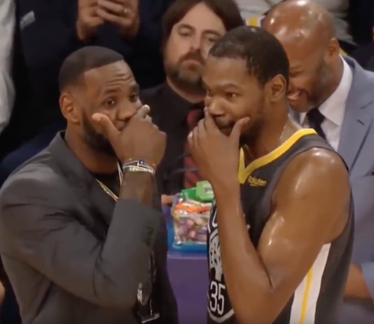 NBA: O czym LeBron James rozmawiał z Kevinem Durantem?