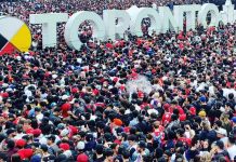 Strzelanina podczas parady Raptors