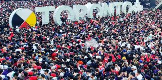 Strzelanina podczas parady Raptors