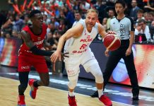 MŚ: Wyrównany mecz z Niemcami, gospodarze lepsi