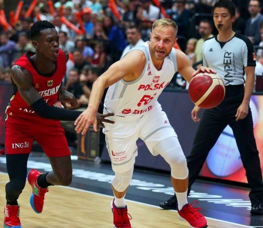 MŚ: Wyrównany mecz z Niemcami, gospodarze lepsi