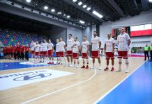 MŚ: Kadra z A.J. Slaughterem leci na turniej do Hamburga