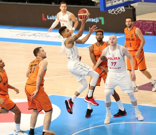 MŚ: Polacy wygrywają z Holandią i lecą do Chin