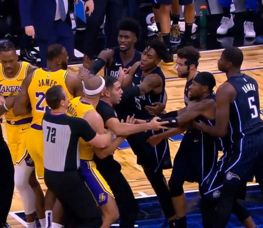 NBA: Przepychanka w meczu Magic – Lakers. Dwóch graczy wyrzuconych
