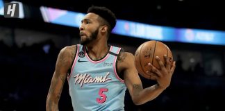 NBA: Derrick Jones Jr z umową z Pumą