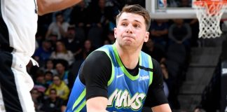 Wyniki NBA: Kontuzja Embiida, triple-double Doncicia, Tatum nie zwalnia tempa!