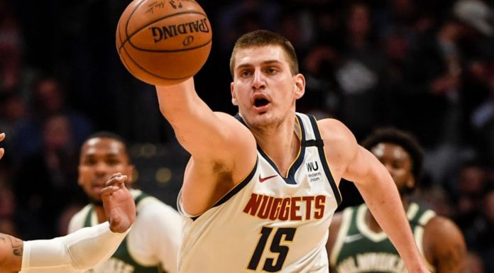 Wyniki NBA: Dwie dogrywki i kontrowersja w Charlotte, 40 punktów Roziera, Nuggets lepsi od Bucks