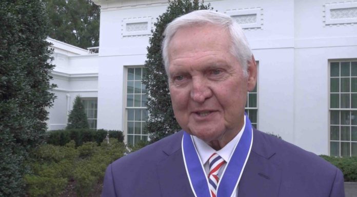 NBA: Dojdzie do historycznego starcia? Liga ma to umożliwić