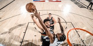 NBA: Spektakularny blok Leonarda! Jednym palcem!