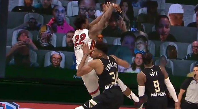 NBA: Kontrowersyjna końcówka meczu Bucks – Heat. Budenholzer krytykuje sędziów