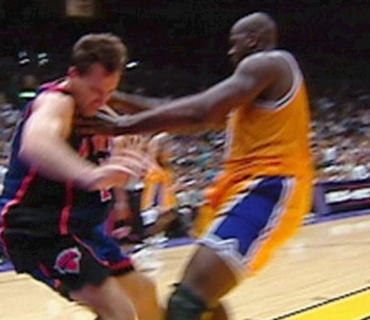 NBA: Prawdopodobnie najbardziej znieważający wsad w historii