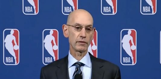 NBA: Komisarz NBA krytykuje kluby. Kibicom się to spodoba