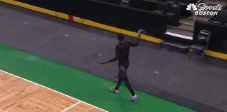 NBA: Nowy kontrowersyjny rytuał Kyriego Irvinga