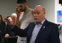 NBA: Trener Magic ma koronawirusa, mimo że jest zaszczepiony