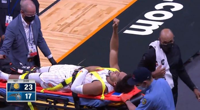 NBA: Koszmarne obrazki w Orlando. Musiał zakryć nogę