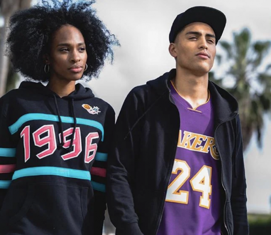 Kultowe koszulki NBA i bluzy NBA za połowę ceny!