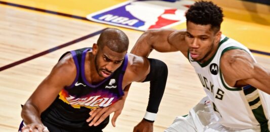 Wyniki NBA: Kluczowy przechwyt Holidaya! Bucks o krok od mistrzostwa!